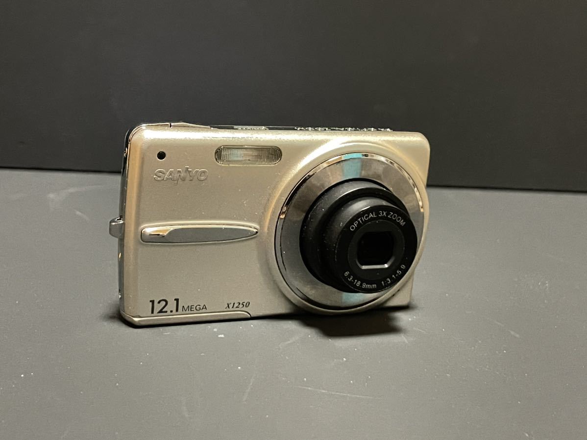 SANYO DSC-X1250 6.3-18.9mm 1:3.1-5.9 コンパクトデジタルカメラ