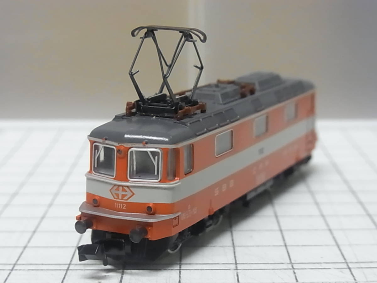 【ジャンク扱い・ボディ経年変化】MINITRIX 12976 SBB Re4/4 2 11112号機 スイスエクスプレス色 スイス電気機関車 ...