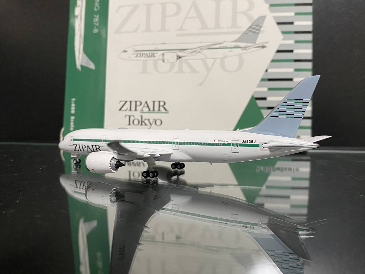 Phoenix 1/400 ZIPAIR Tokyo JA826Jです。 - 航空機