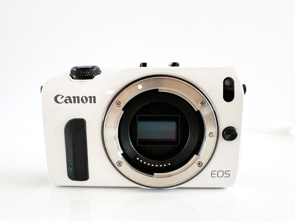 特約店【美品】Canon EOS M ブラック ボディ デジタルカメラ