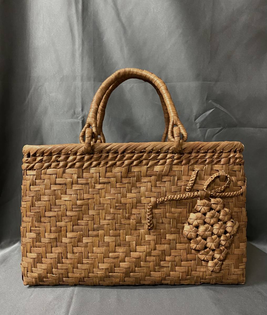 サイズ最高級品　国産蔓使用　サイズL 匠の技　職人手編み　連続網代編み　山葡萄籠バッグ