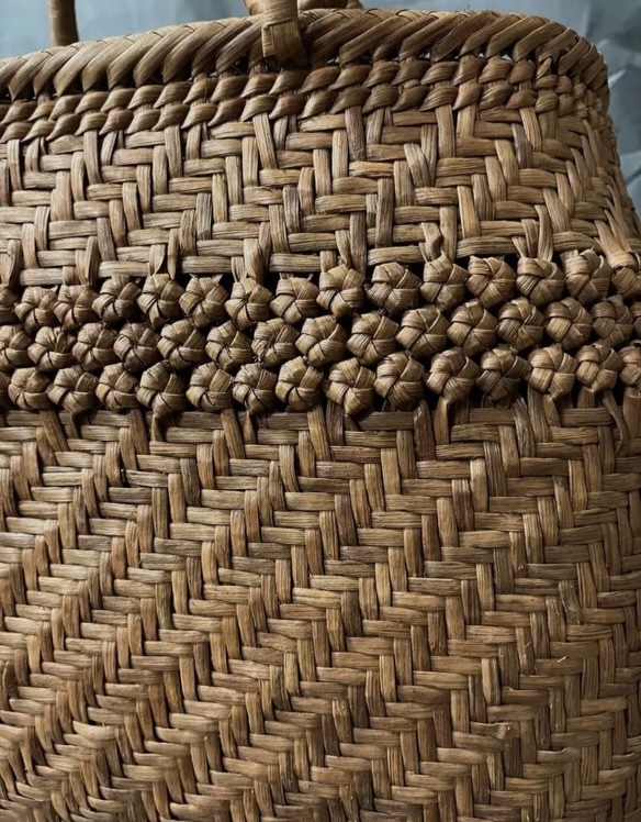 白川郷3ミリ蔓使用　職人手編み　 中花編み網代編み　山葡萄カゴバッグ