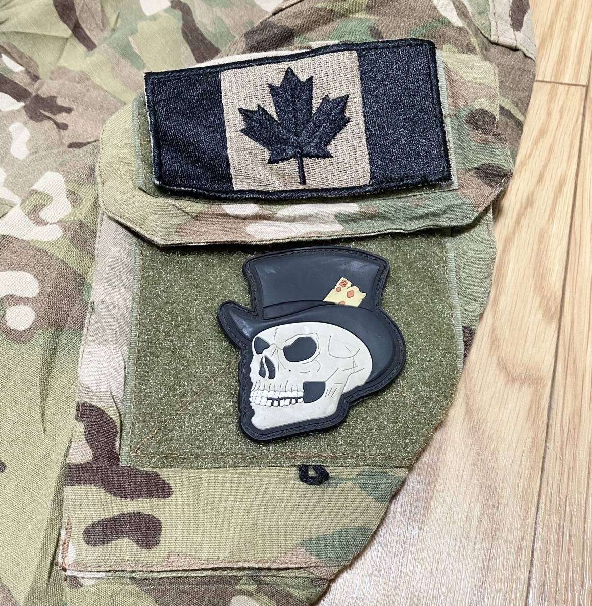 超希少 カナダ軍特殊部隊官給マルチカムフィールドシャツ CANSOFCOM CSOR JTF2制服ベレーパッチCADPAT ARIDベスト ...