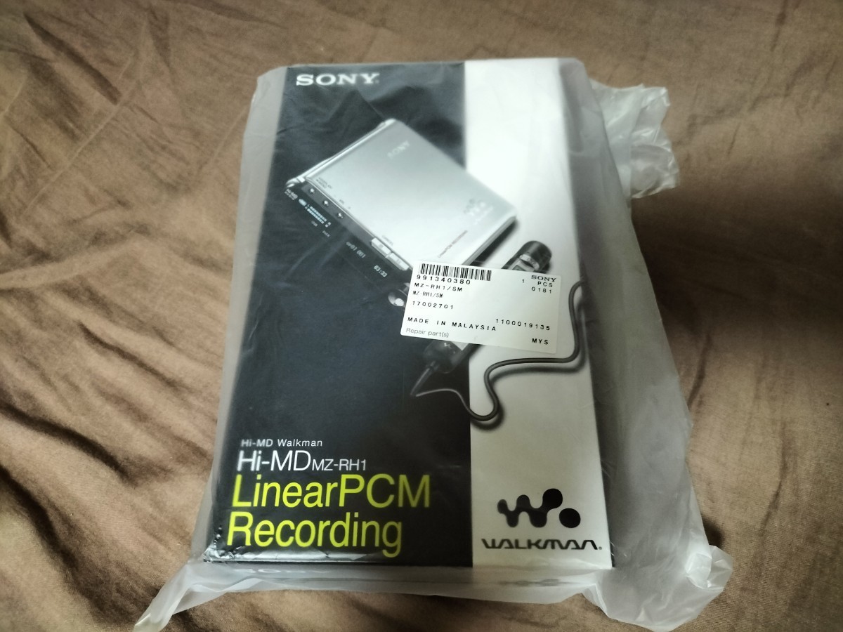 SONY HiMD ウォークマン MZRH1 S(シルバー)Sony MZRH1 S HiMD Walkman MiniDisc