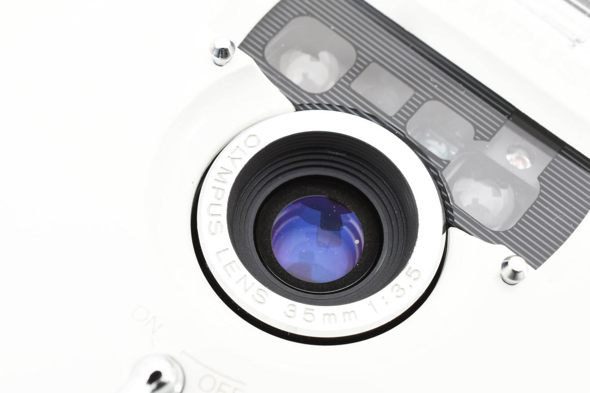 ほぼ新品 オリンパス 全自動カメラ OLYMPUS ECRU 《 元箱付き 》