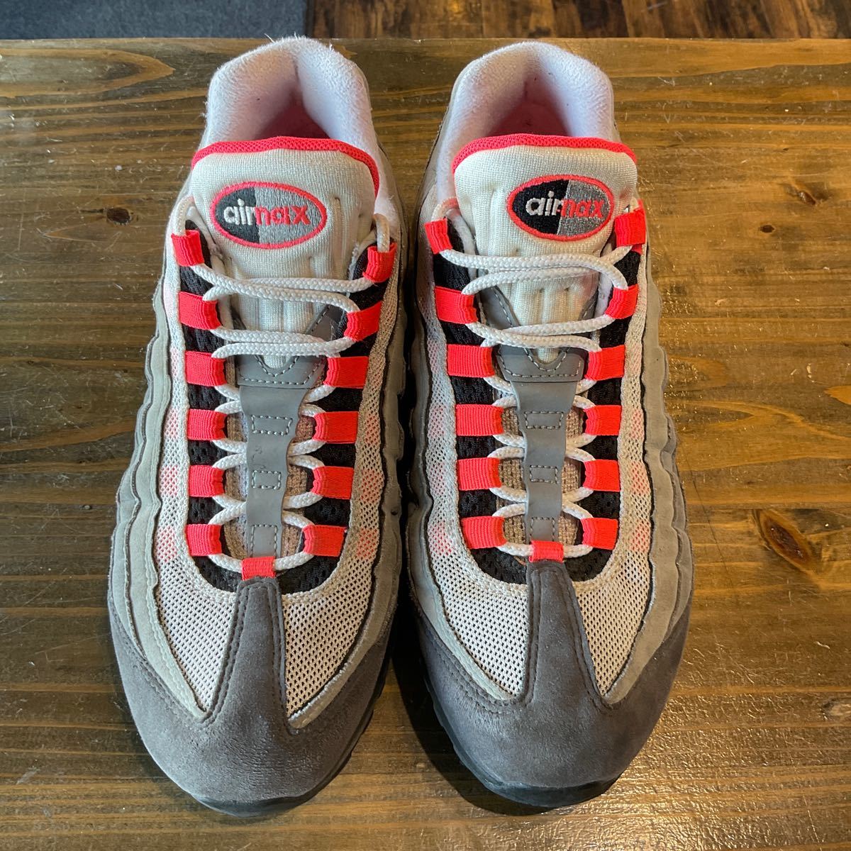 NIKE AIR MAX 95 ナイキ エアマックス 95 ソーラーレッド AT2865-100