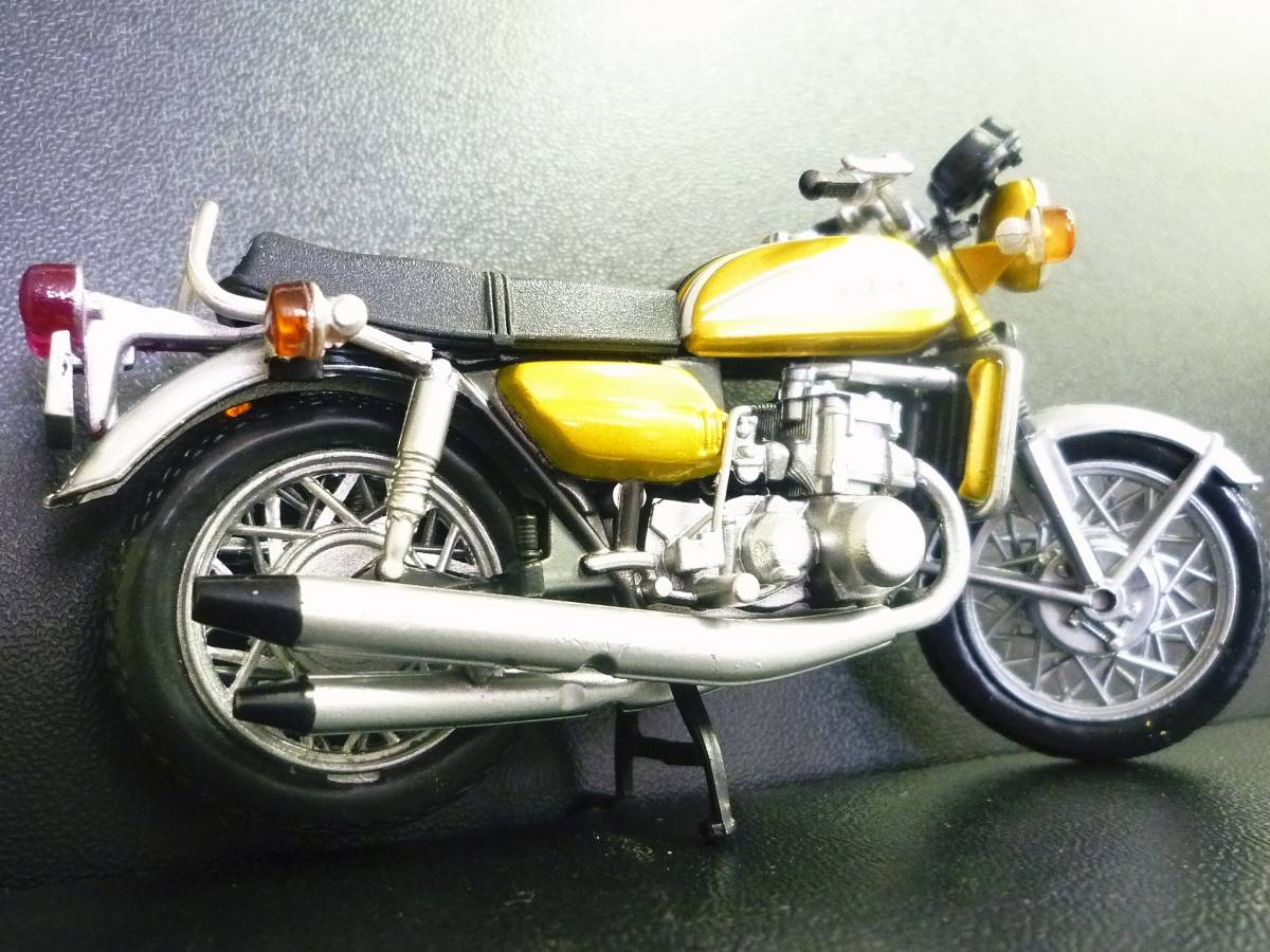 スズキ ＧＴ７５０ 1/12 昭和 レア 当時物 - ミニカー