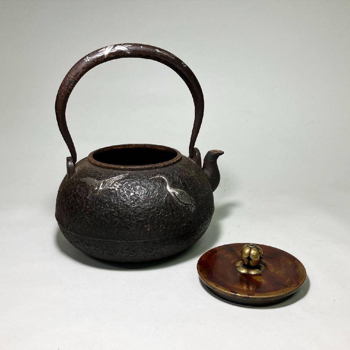 ③◇時代 釜師 斑紫銅蓋 鍔付 鉄瓶◇煎茶道具 - 工芸品