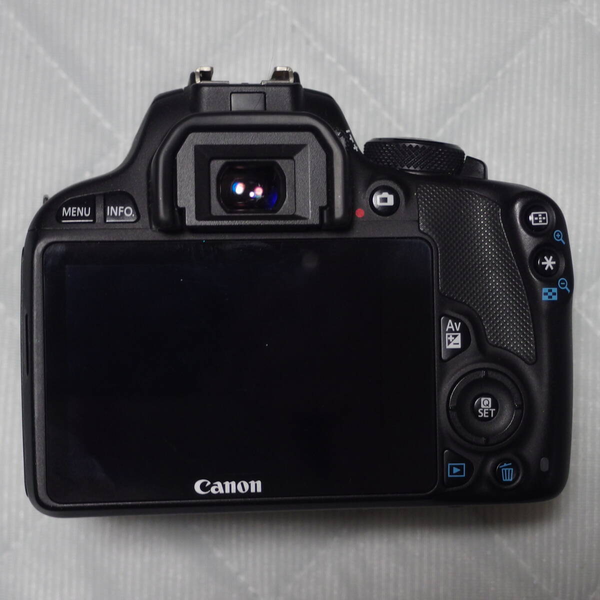 完動美品CANON EOS KISS X7・タムロン11-18mm レンズ・新品カメラ