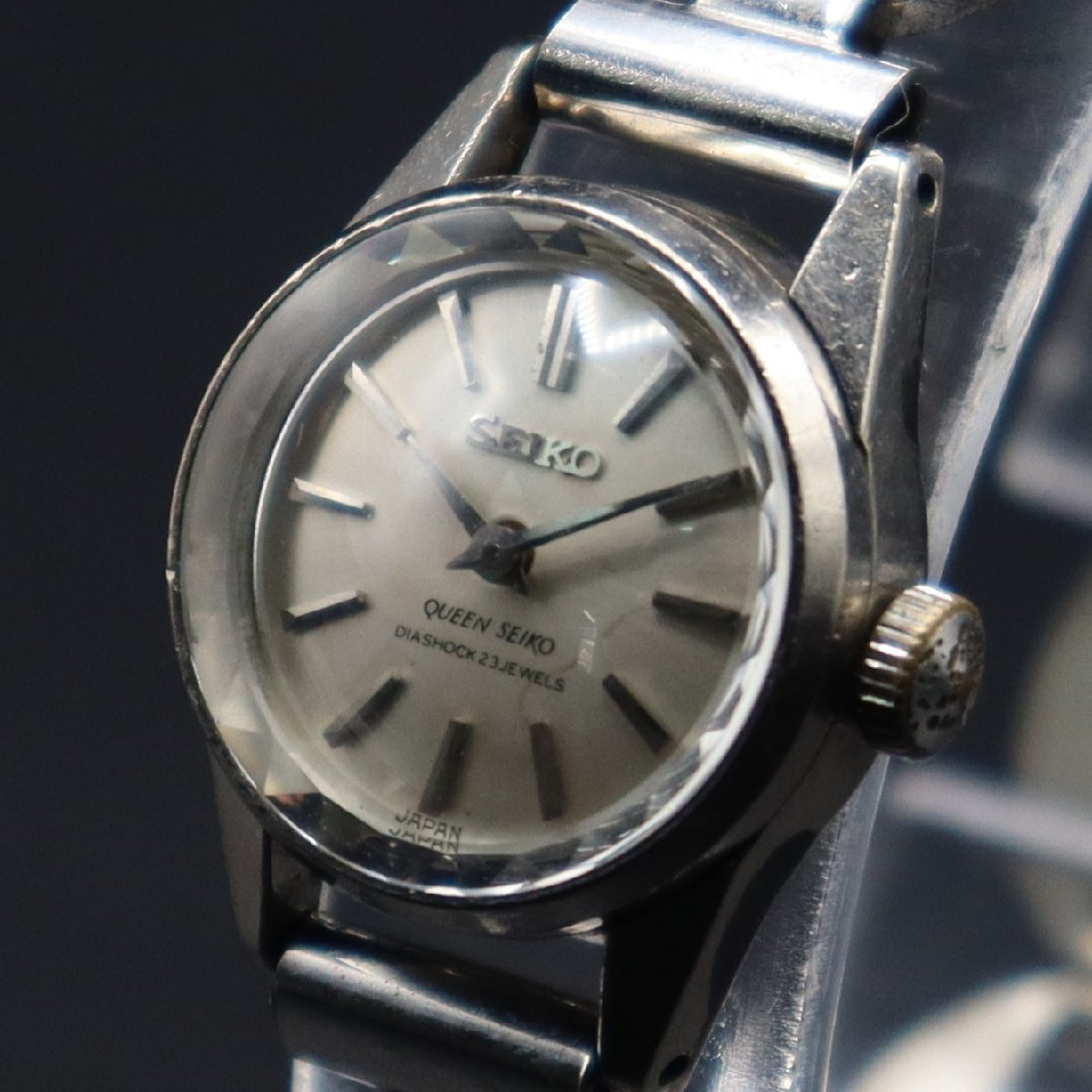 希少 SEIKO QUEEN SEIKO クイーンセイコー 手巻 シルバーカラー 23石