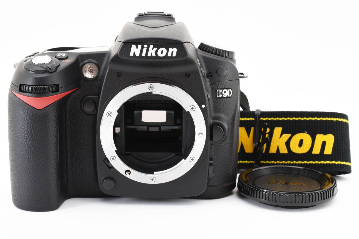 純正ストラップ付き☆】美品☆ Nikon ニコン デジタル一眼レフカメラ