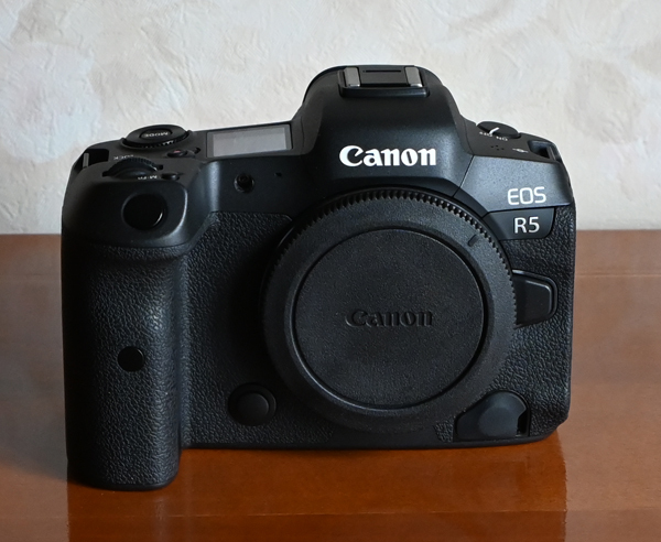 Canon EOS R5 ボディ ミラーレス一眼レフカメラ・中古美品 /【Buyee 