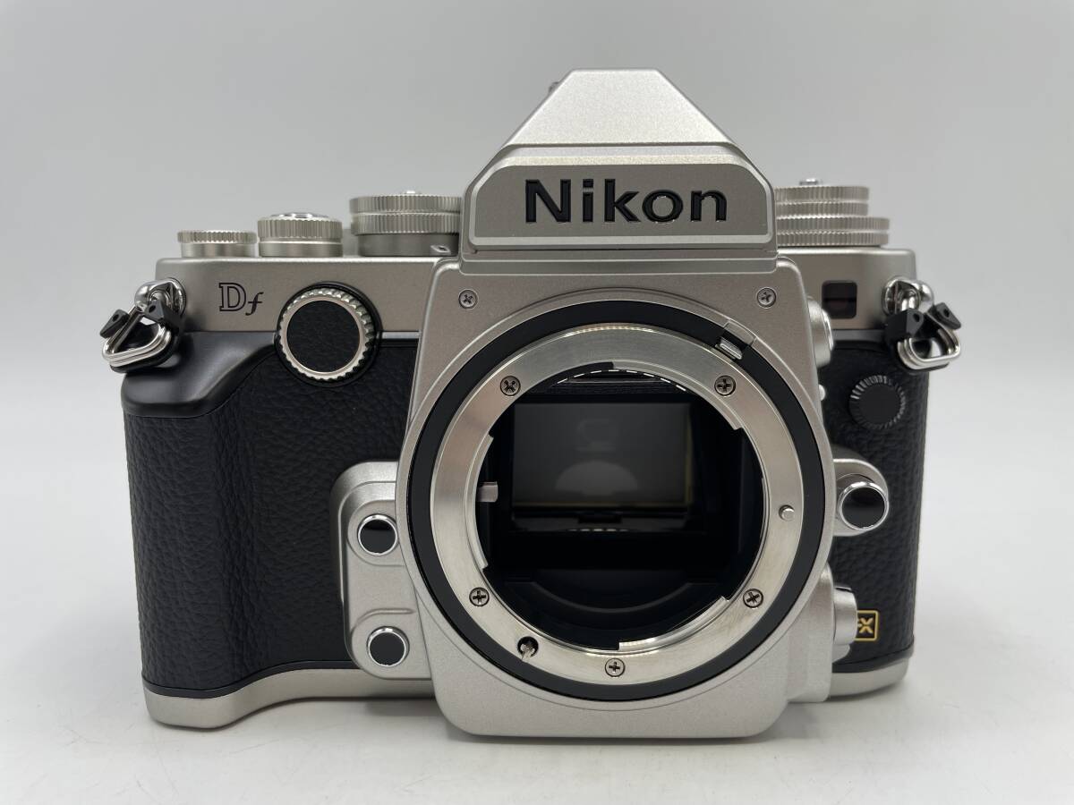 美品】Nikon / ニコン Df / 動作確認済 / 箱・使用説明書・充電器