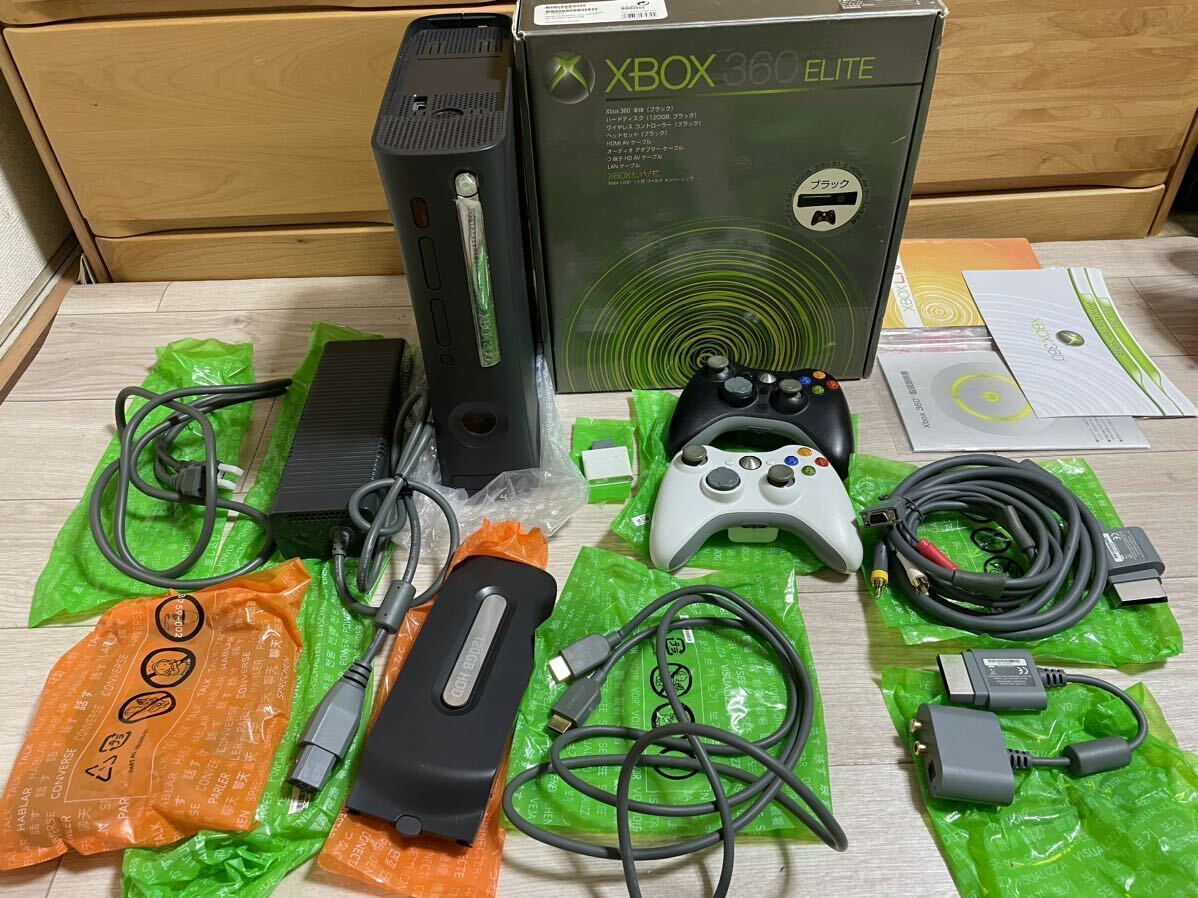 動作品 XBOX360 ELITE エリート 本体 120GB HDD ワイヤレスコントローラー2つ アダプター ケーブル類 ヘッドフォン