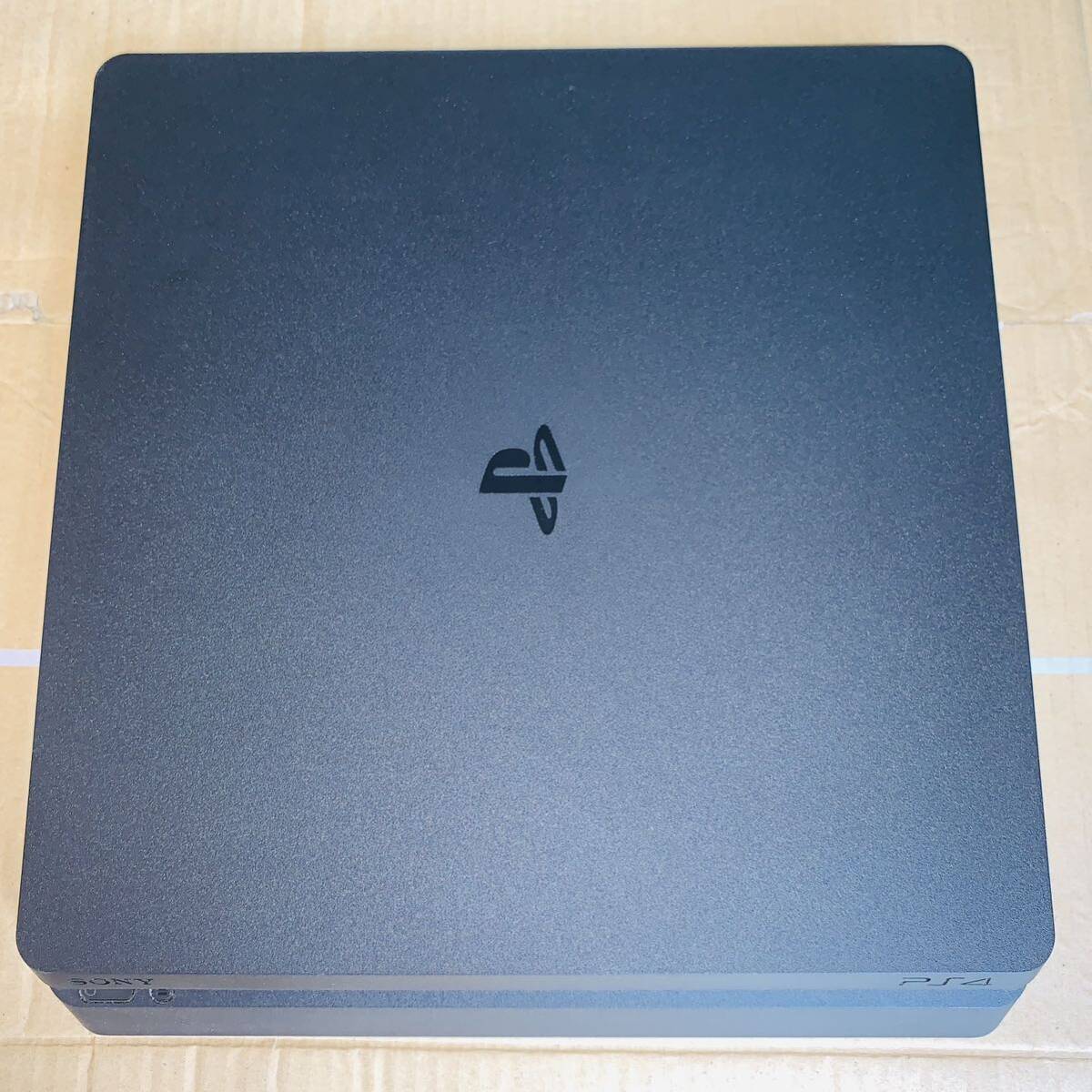 137】PS4 CUH-2000A ジェットブラック 500GB 封印シール有り /【Buyee 