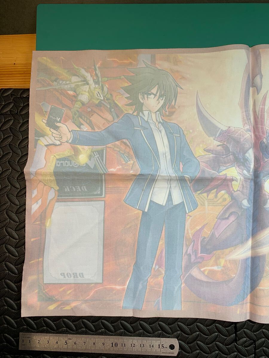 ヴァンガード 初回カートン特典プレイマット「櫂トシキ