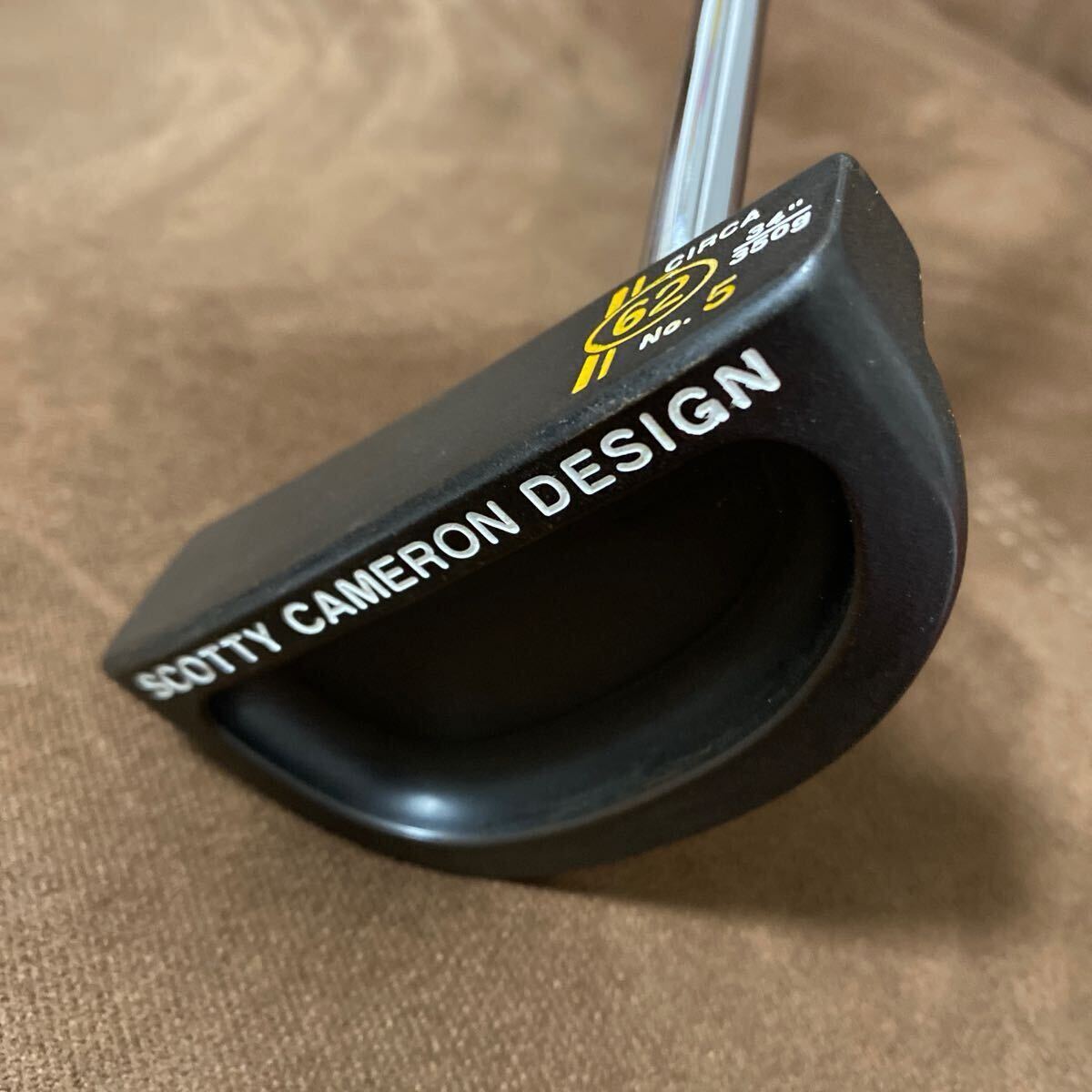 SCOTTY CAMERON CIRCA62 N°3 34 pouces putter droit avec couvre